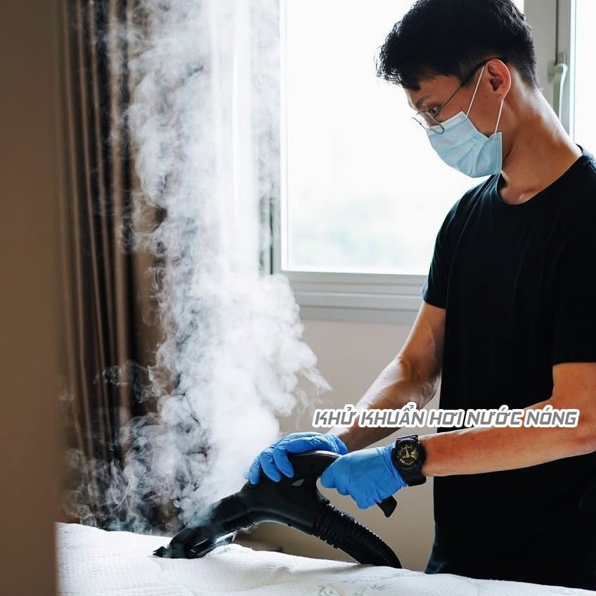 Bước 3: Diệt khuẩn lần 1 bằng hơi nước nóng